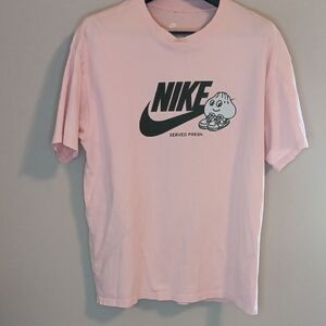 Nike Pink Short Sleeve Tees